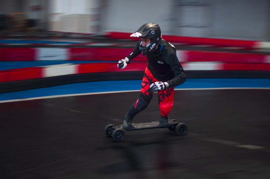 motoskate2 min